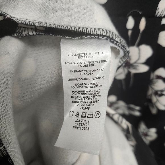 Loft women's mini dress size 6 floral with pockets black and cream - Picture 8 of 8